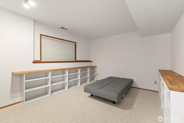 505 S Marine Hills Way, Federal Way, WA 98003