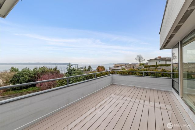 505 S Marine Hills Way, Federal Way, WA 98003