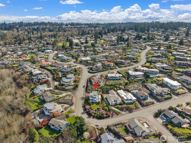 505 S Marine Hills Way, Federal Way, WA 98003