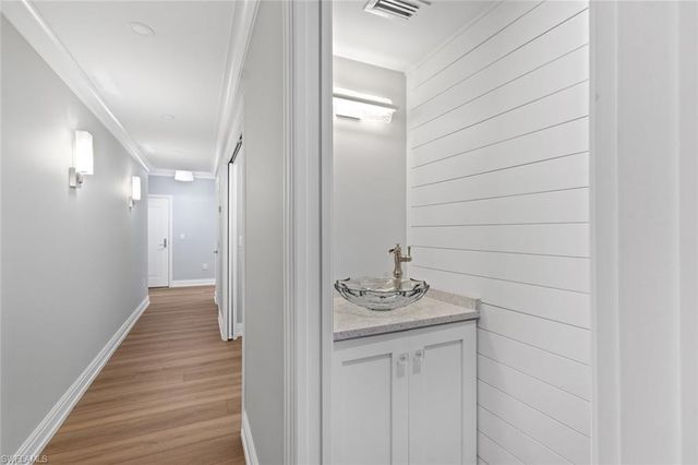 3399 Gulf Shore BLVD N # 111, Naples, FL 34103