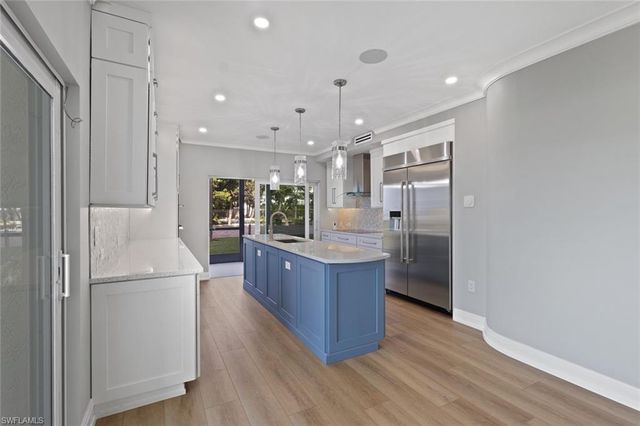 3399 Gulf Shore BLVD N # 111, Naples, FL 34103