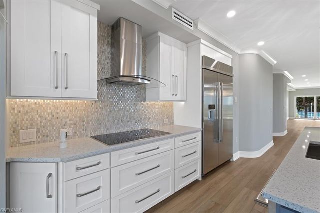 3399 Gulf Shore BLVD N # 111, Naples, FL 34103