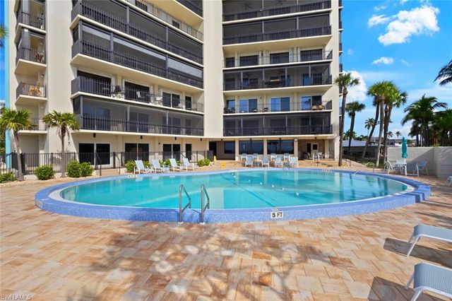 3399 Gulf Shore BLVD N # 111, Naples, FL 34103
