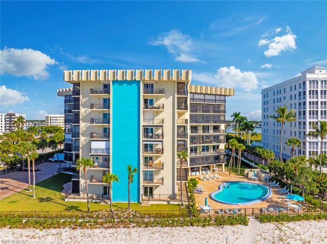 3399 Gulf Shore BLVD N # 111, Naples, FL 34103
