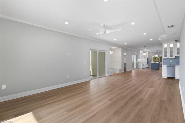 3399 Gulf Shore BLVD N # 111, Naples, FL 34103