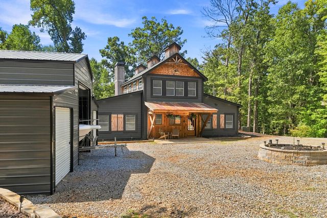 180 Red Plum Drive, Ellijay, GA 30540