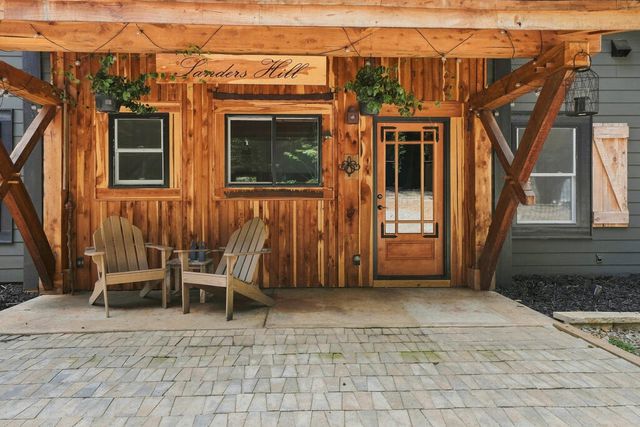 180 Red Plum Drive, Ellijay, GA 30540