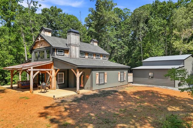 180 Red Plum Drive, Ellijay, GA 30540
