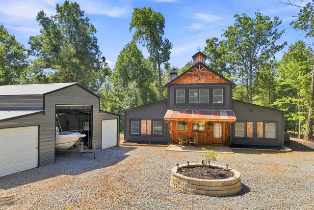 180 Red Plum Drive, Ellijay, GA 30540