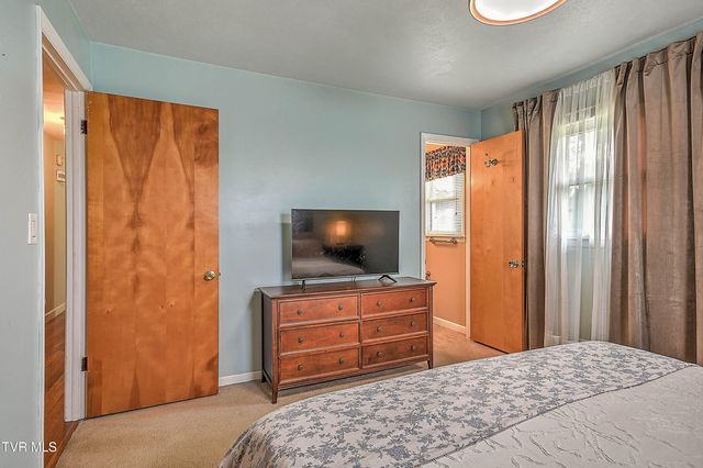 208 Wimberly Way, Bristol, TN 37620