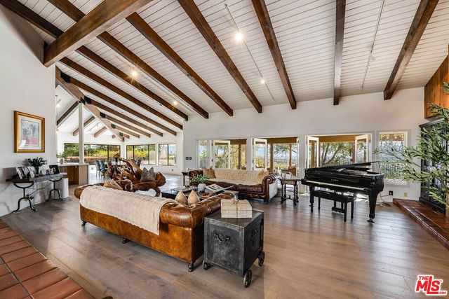 2975 Calle Bonita, Santa Ynez, CA 93460