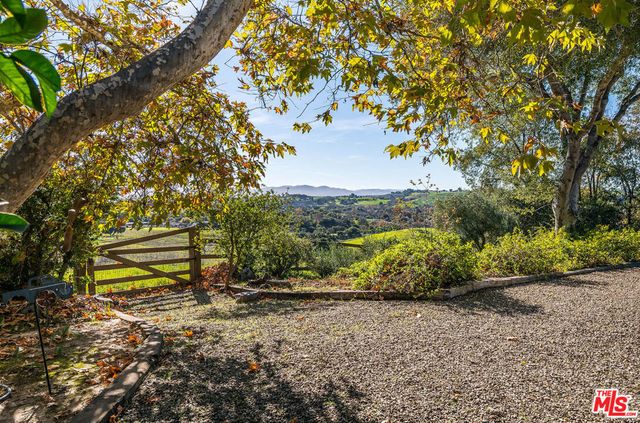 2975 Calle Bonita, Santa Ynez, CA 93460
