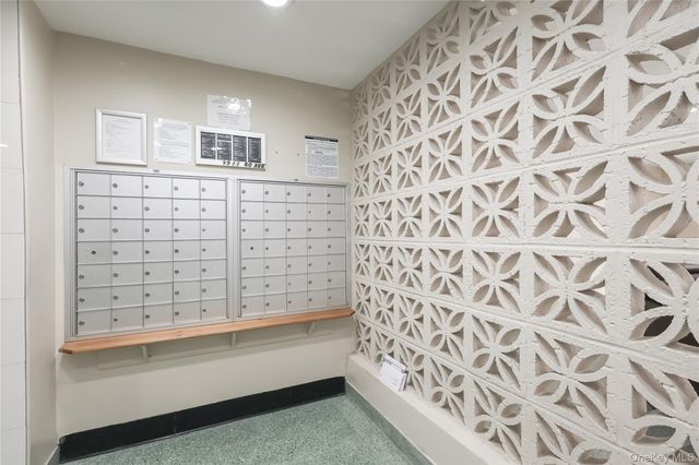 99-11 60th Avenue 4E, Corona, NY 11368