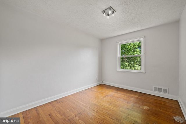 222 N EDGEWOOD ST, Baltimore, MD 21229