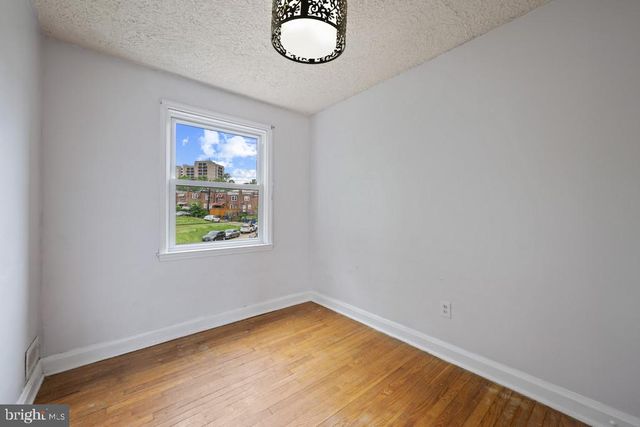 222 N EDGEWOOD ST, Baltimore, MD 21229