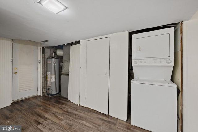 222 N EDGEWOOD ST, Baltimore, MD 21229