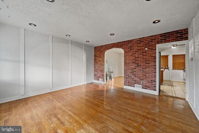 222 N EDGEWOOD ST, Baltimore, MD 21229