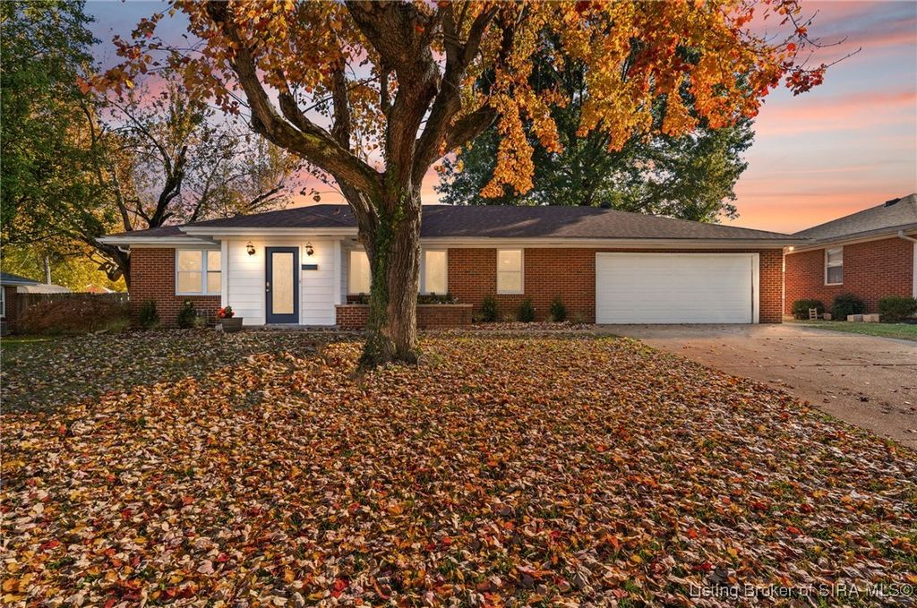 549 Alden Road, Sellersburg, IN 47172