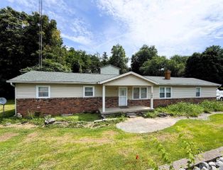 302 W Main Street, Ellettsville, IN 47429