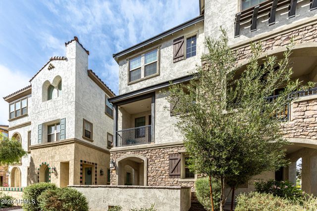 1747 E CHELSEA Lane, Gilbert, AZ 85295