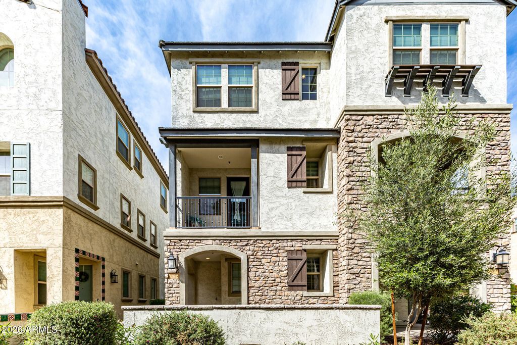 1747 E CHELSEA Lane, Gilbert, AZ 85295