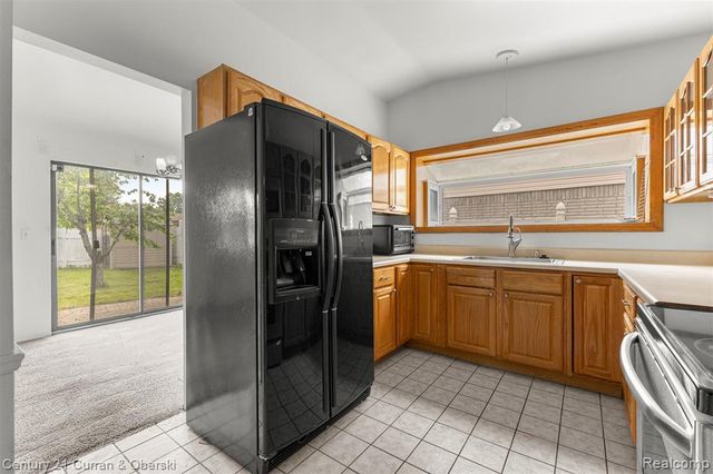 12345 Bedford Drive, Southgate, MI 48195