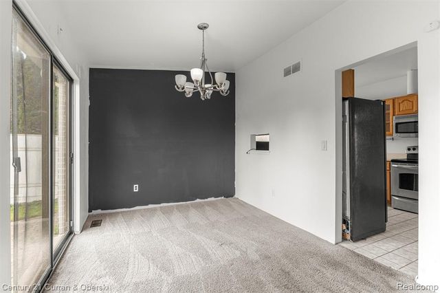 12345 Bedford Drive, Southgate, MI 48195