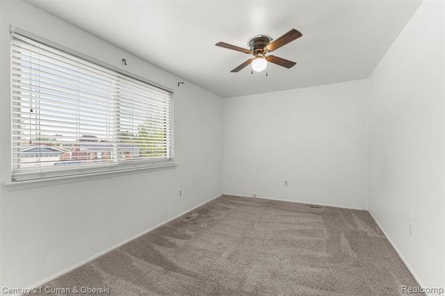 12345 Bedford Drive, Southgate, MI 48195