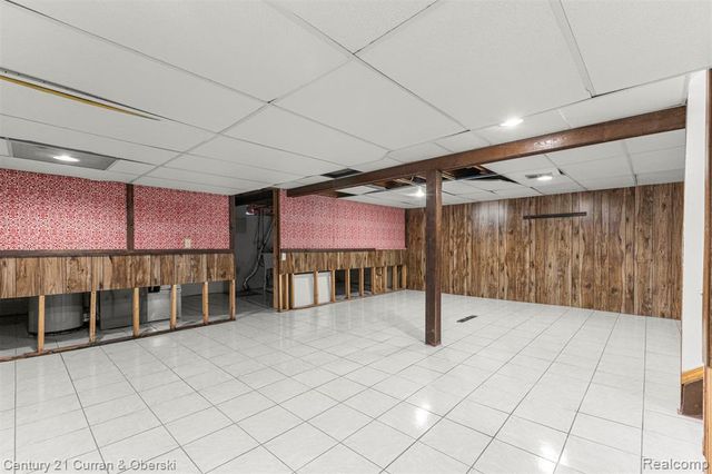 12345 Bedford Drive, Southgate, MI 48195