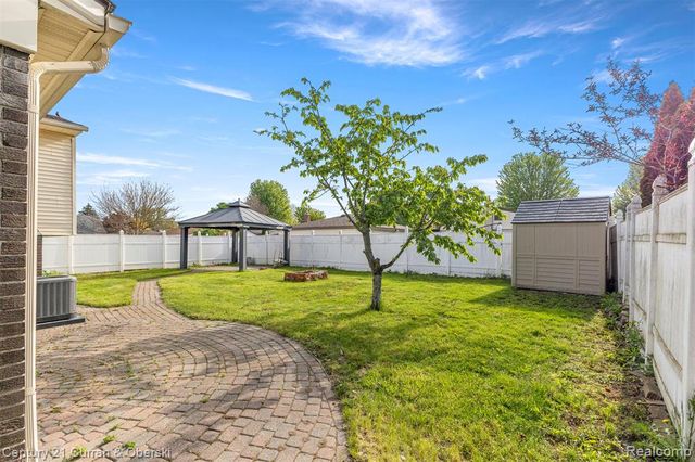 12345 Bedford Drive, Southgate, MI 48195