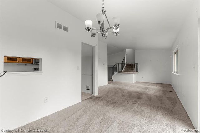 12345 Bedford Drive, Southgate, MI 48195