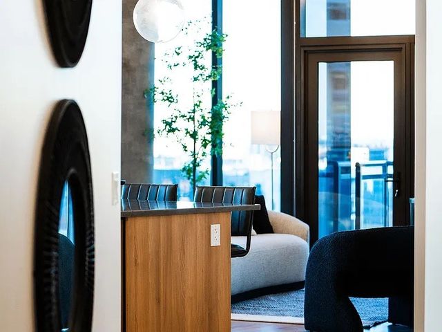 1212 Demonbreun St Apt 615, Nashville, TN 37203