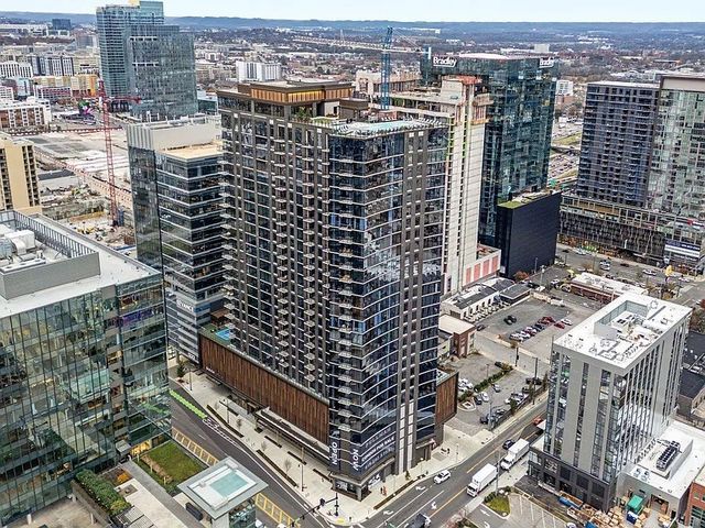 1212 Demonbreun St Apt 615, Nashville, TN 37203