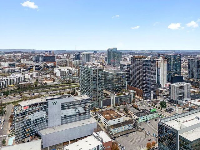 1212 Demonbreun St Apt 615, Nashville, TN 37203