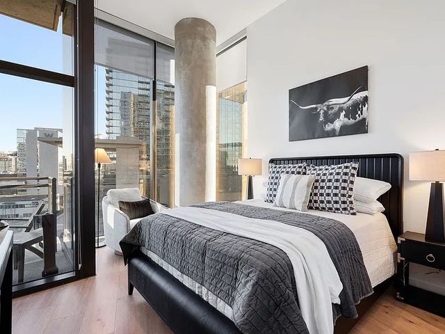 1212 Demonbreun St Apt 615, Nashville, TN 37203