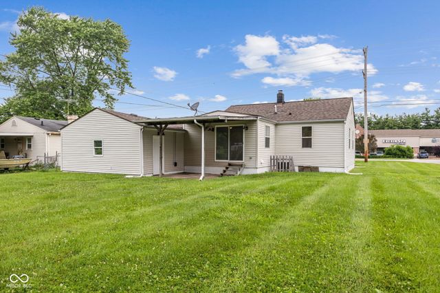 4749 W Smith Valley Road, Greenwood, IN 46142