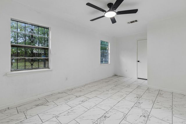 9925 Homeplace Drive, Dallas, TX 75217