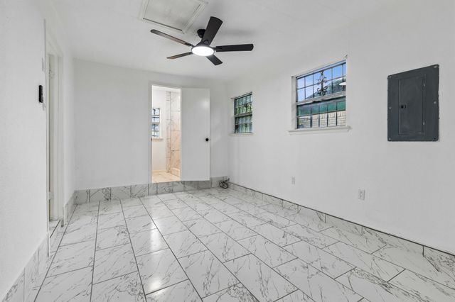 9925 Homeplace Drive, Dallas, TX 75217