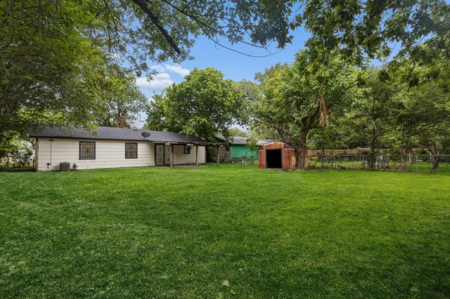 9925 Homeplace Drive, Dallas, TX 75217
