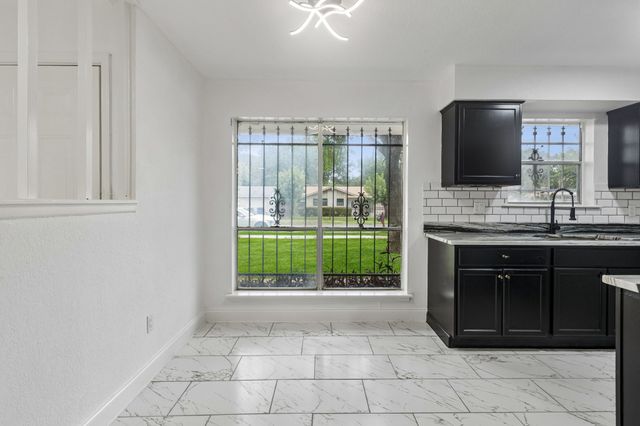 9925 Homeplace Drive, Dallas, TX 75217