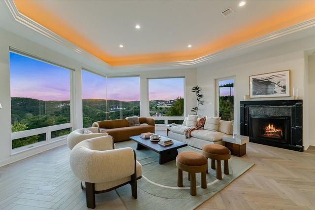 5304 Scenic View DR, Austin, TX 78746