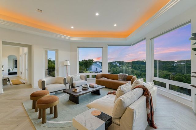 5304 Scenic View DR, Austin, TX 78746