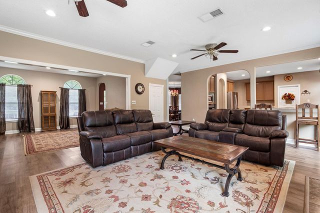 13502 E Brazos Bend Drive, Needville, TX 77461