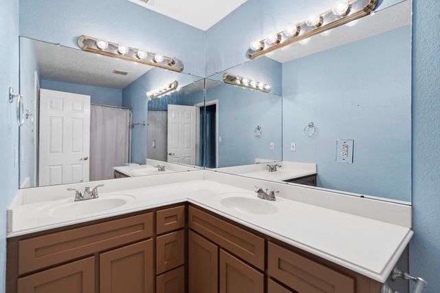 13502 E Brazos Bend Drive, Needville, TX 77461