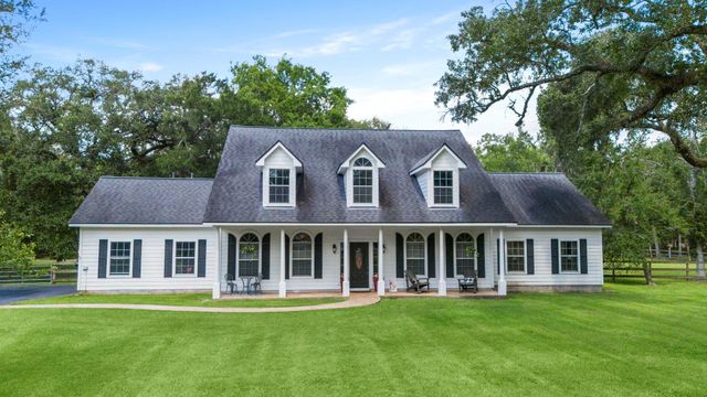 13502 E Brazos Bend Drive, Needville, TX 77461