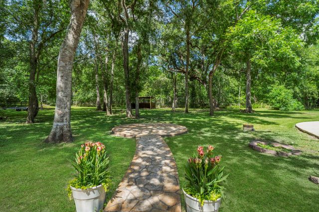 13502 E Brazos Bend Drive, Needville, TX 77461