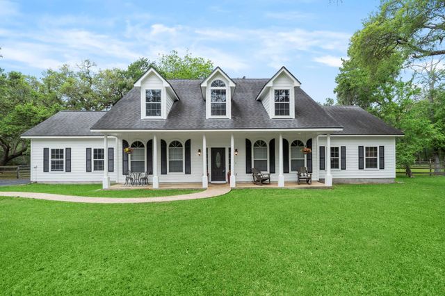 13502 E Brazos Bend Drive, Needville, TX 77461