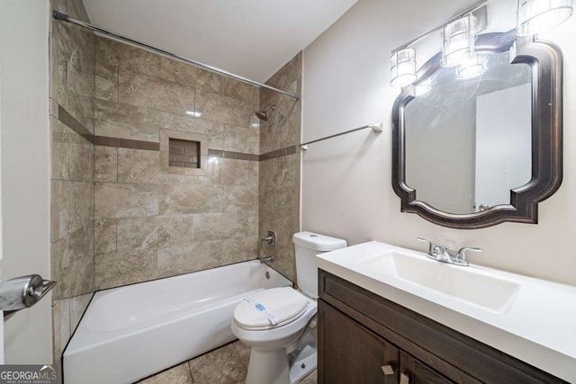 1518 Pine Glen Circle, Decatur, GA 30035