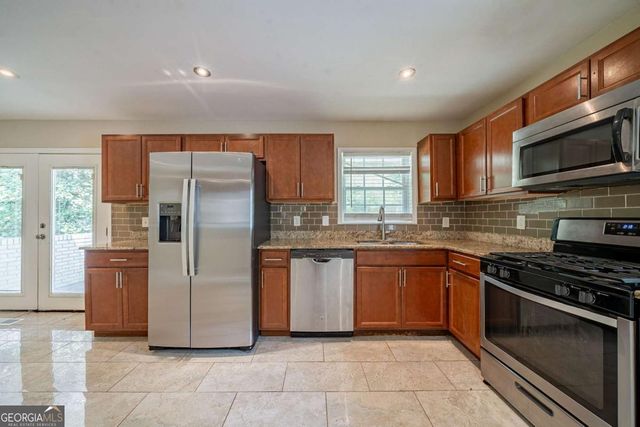 1518 Pine Glen Circle, Decatur, GA 30035