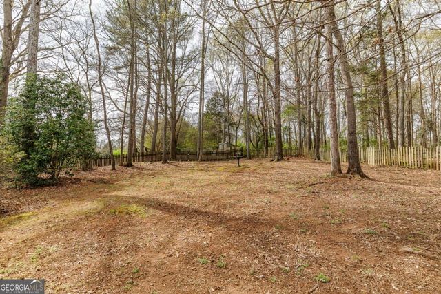 121 Ashbrook Drive, Athens, GA 30605